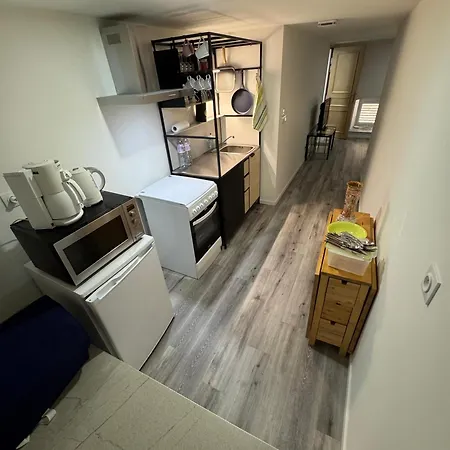 T1 Bis, 33m2, Avec Cuisine, En Hyper Centre, Aix Les Bains *
